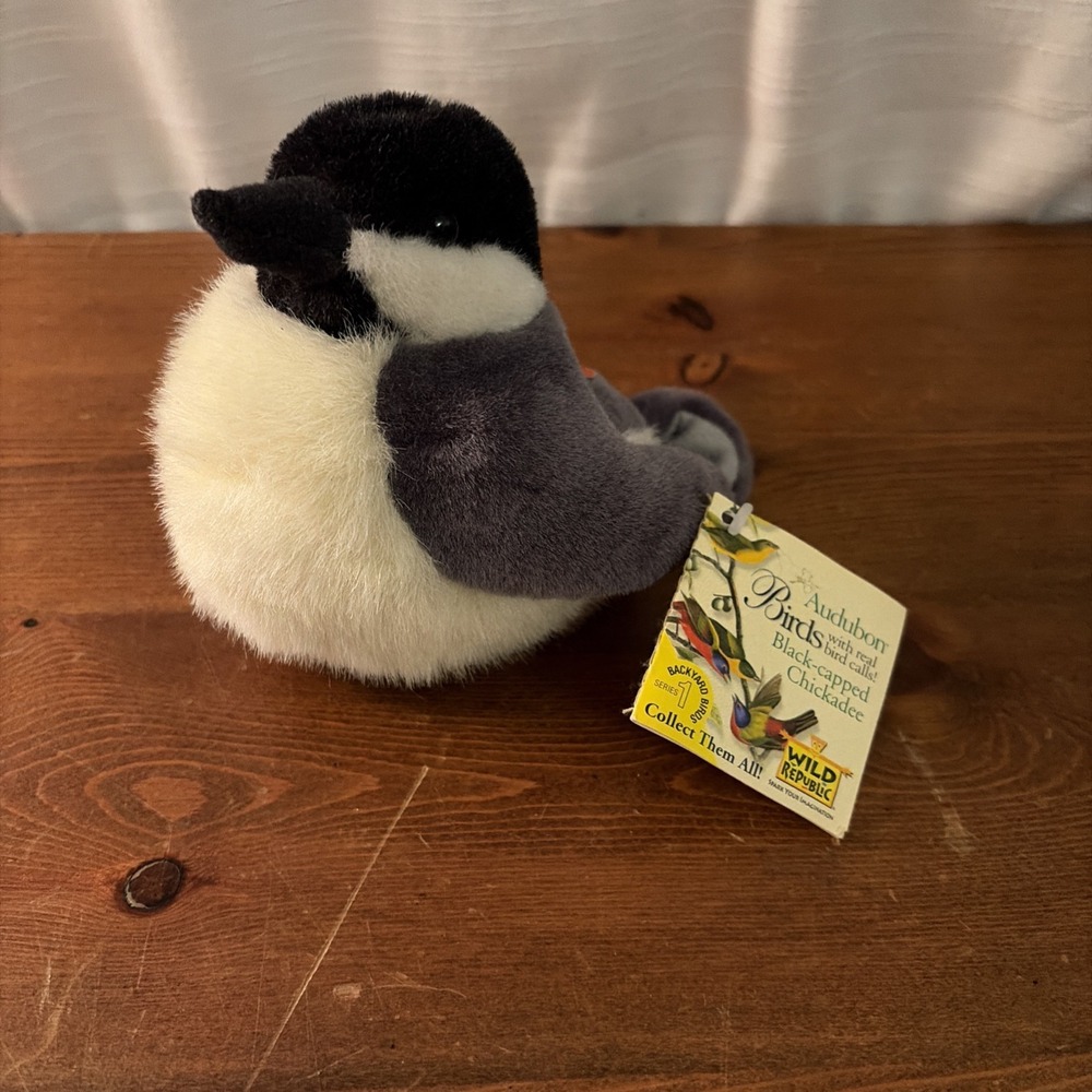 Audubon Black-Capped Chickadee Plush Wild Republic Plush Bird 5" No Sound